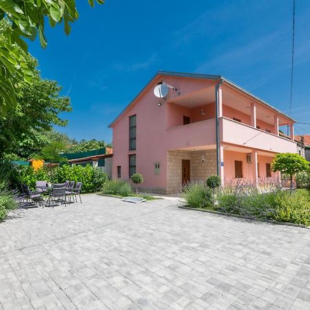 Villa Milla-Grubine Экстерьер фото