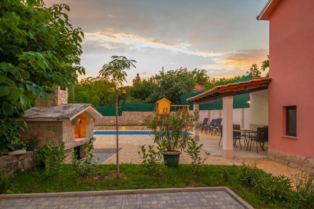 Villa Milla-Grubine Экстерьер фото
