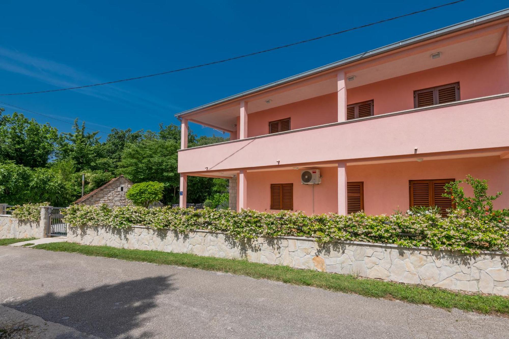 Villa Milla-Grubine Экстерьер фото
